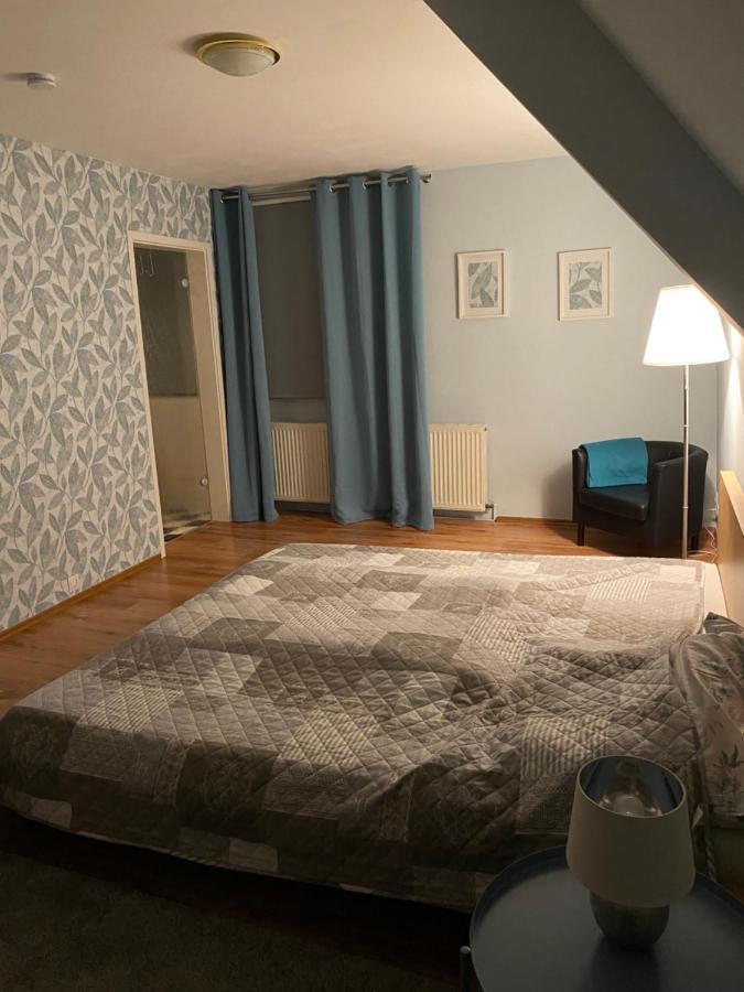 Ferienwohnung „Zur Sonne“ Niederzimmern Bagian luar foto